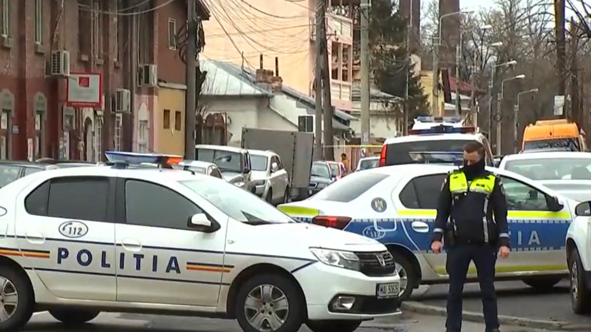 politist-roman-ameninta-vecina_73169100