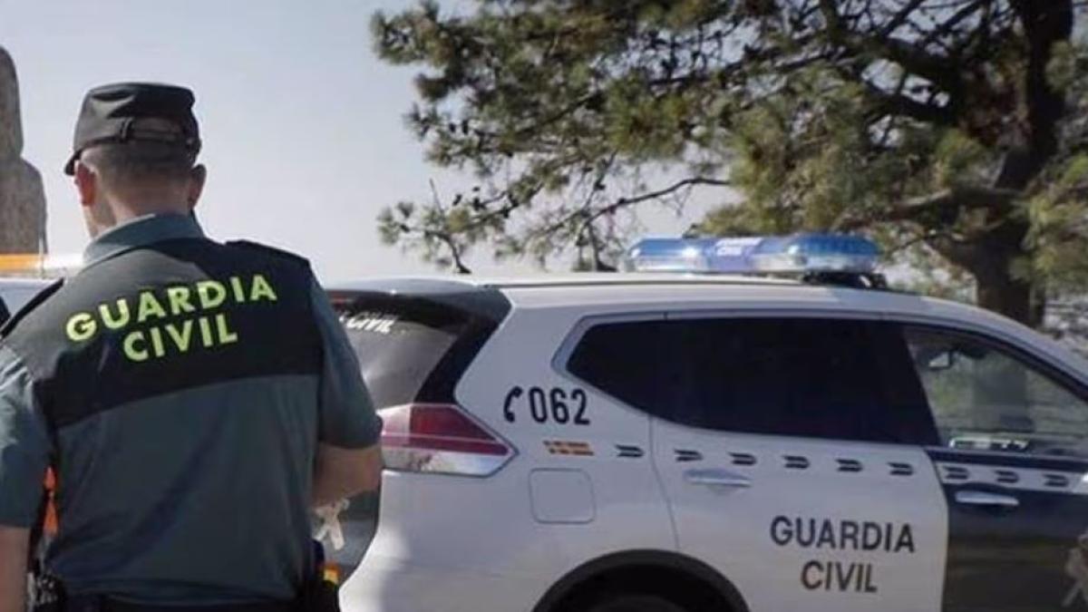 o-romanca-din-spania-s-a-dat-drept-menajera-si-a-furat-mai-multe-bijuterii-din-casa-unui-barbat_96033400