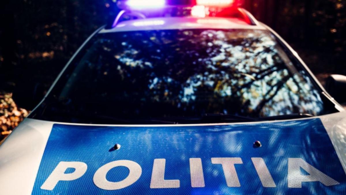 o-masina-a-politiei-a-fost-implicata-intr-un-accident-rutier-la-cluj_39968500
