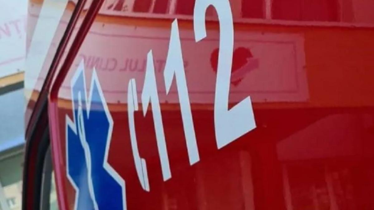 microbuz-cu-mai-multi-copii-implicat-intr-un-accident-rutier-grav--planul-rosu--activat_35969500