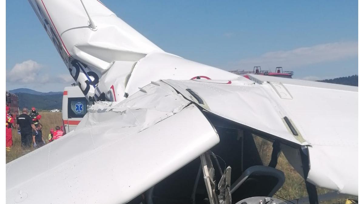 avion-prabusit-la-brasov