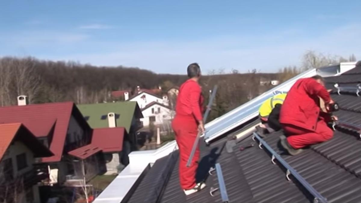 panouri-fotovoltaice_53216500