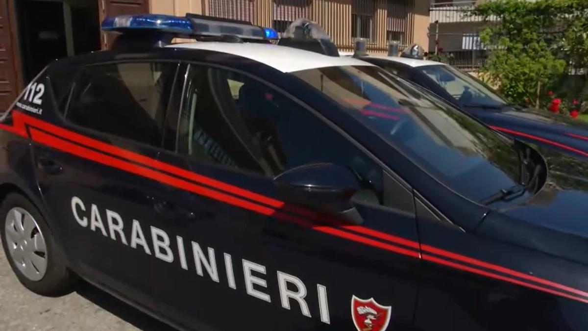 carabineri-auto-nou_76519700