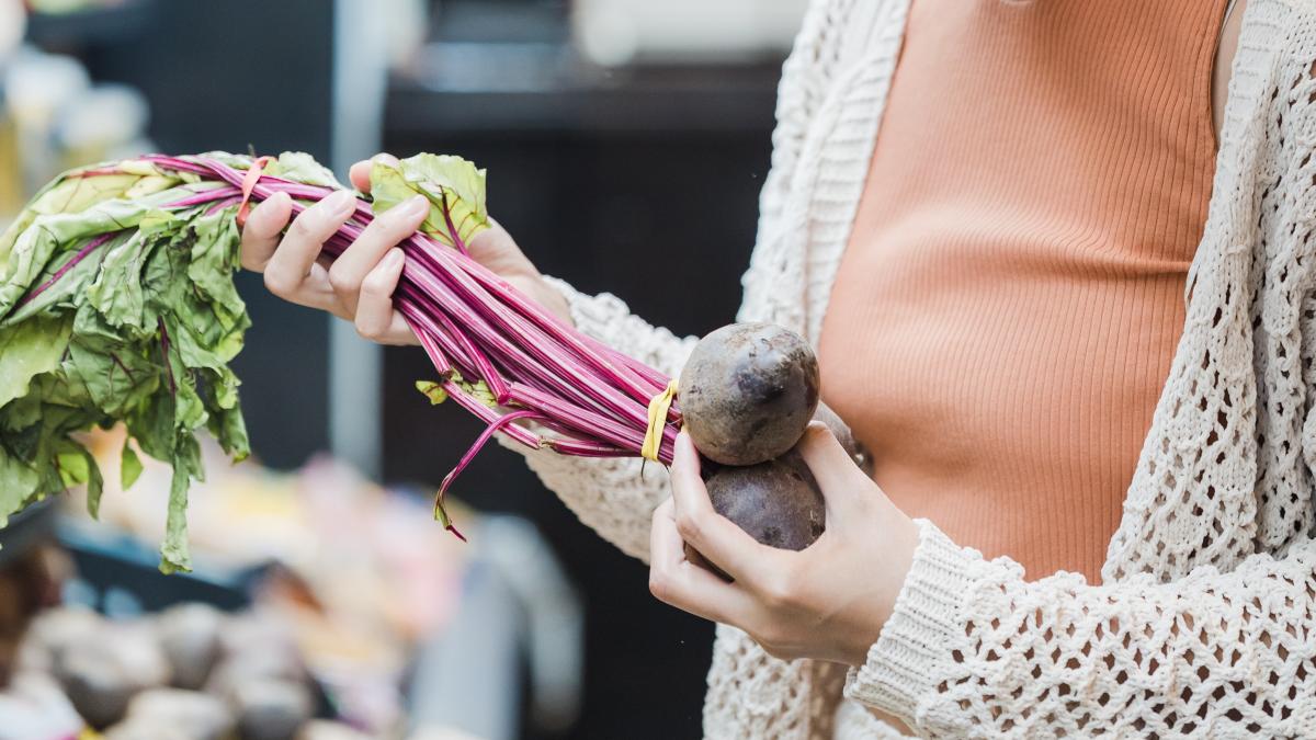 amesteca-sfecla-rosie-cu-morcov--nu-trece-cu-vederea-peste-beneficiile-minune-pe-care-ti-le-ofera--sau-vei-regreta