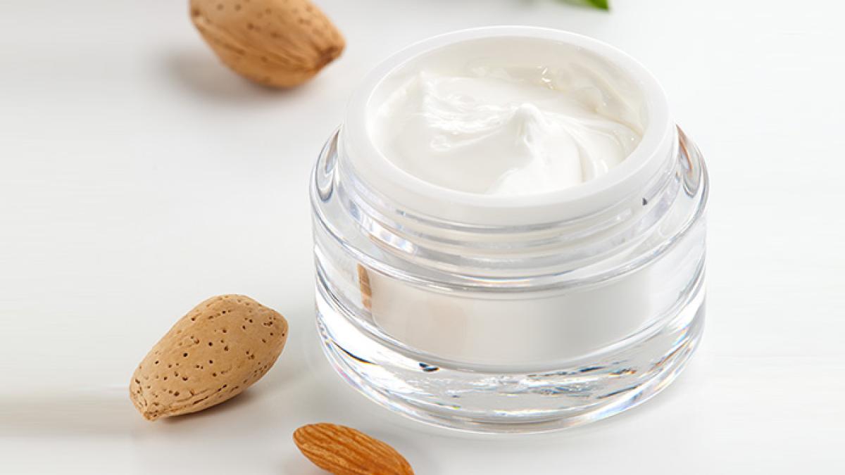 crema_facuta_in_casa_migdale