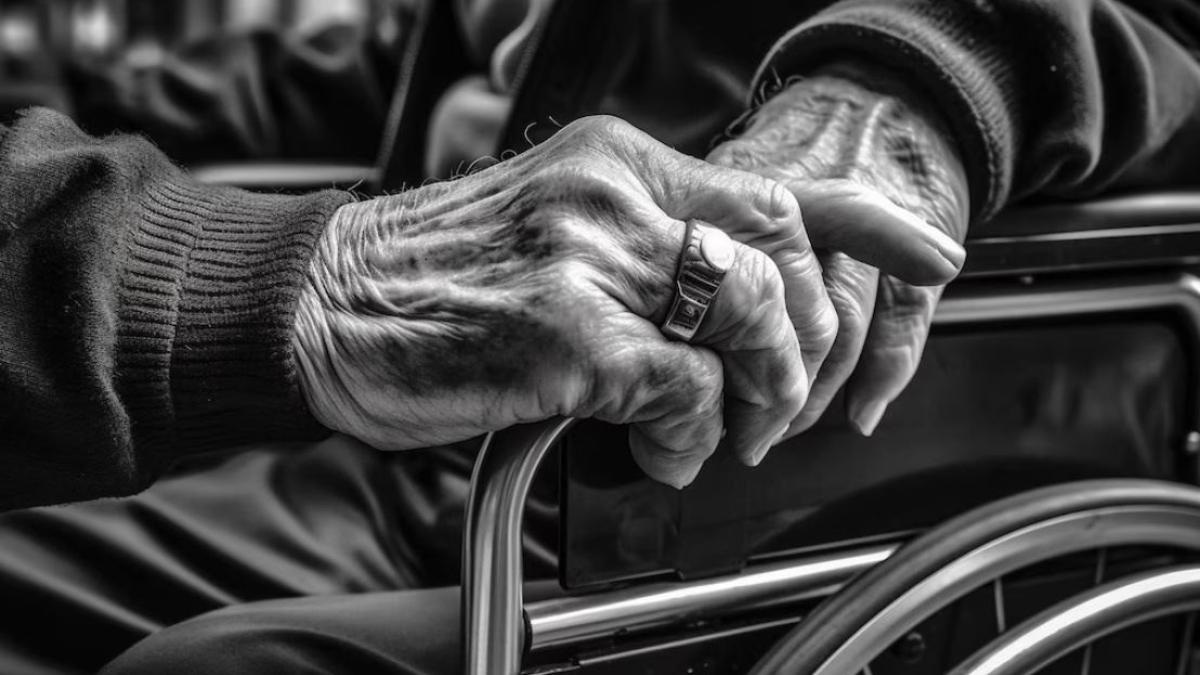 de-frica-hotilor-romani--un-batran-din-germania-le-a-dat-unor-escroci-28-000-de-euro