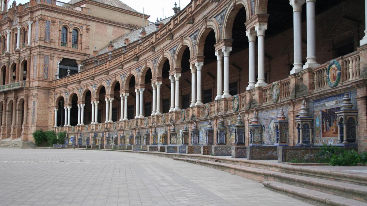 plaza-de-espana-din-sevilia-piata-spaniei-din-sevilia-oras-spania-turism-spania_79422900