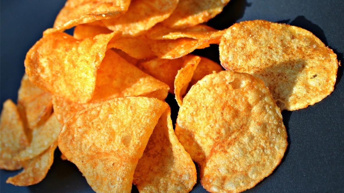 alerta-alimentara--chipsuri-din-cartofi--retrase-din-magazine-din-cauza-riscului-chimic--in-italia_45571600