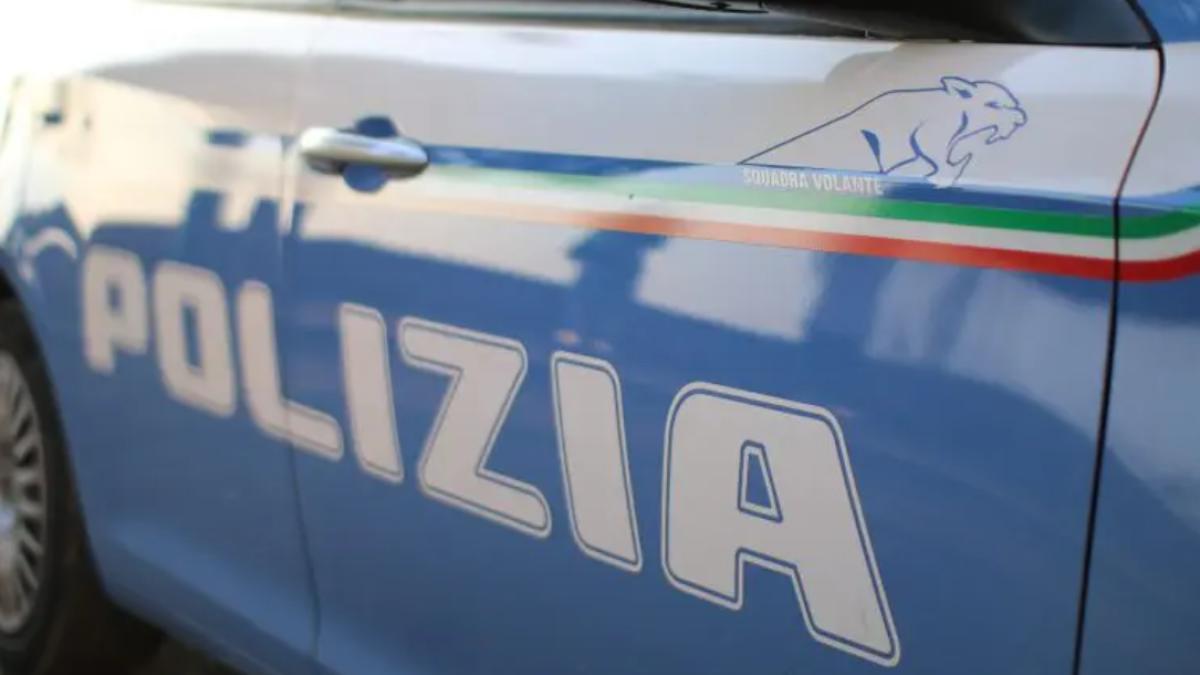 polizia-italia-politie-italia-politie-locala-italia_53625100