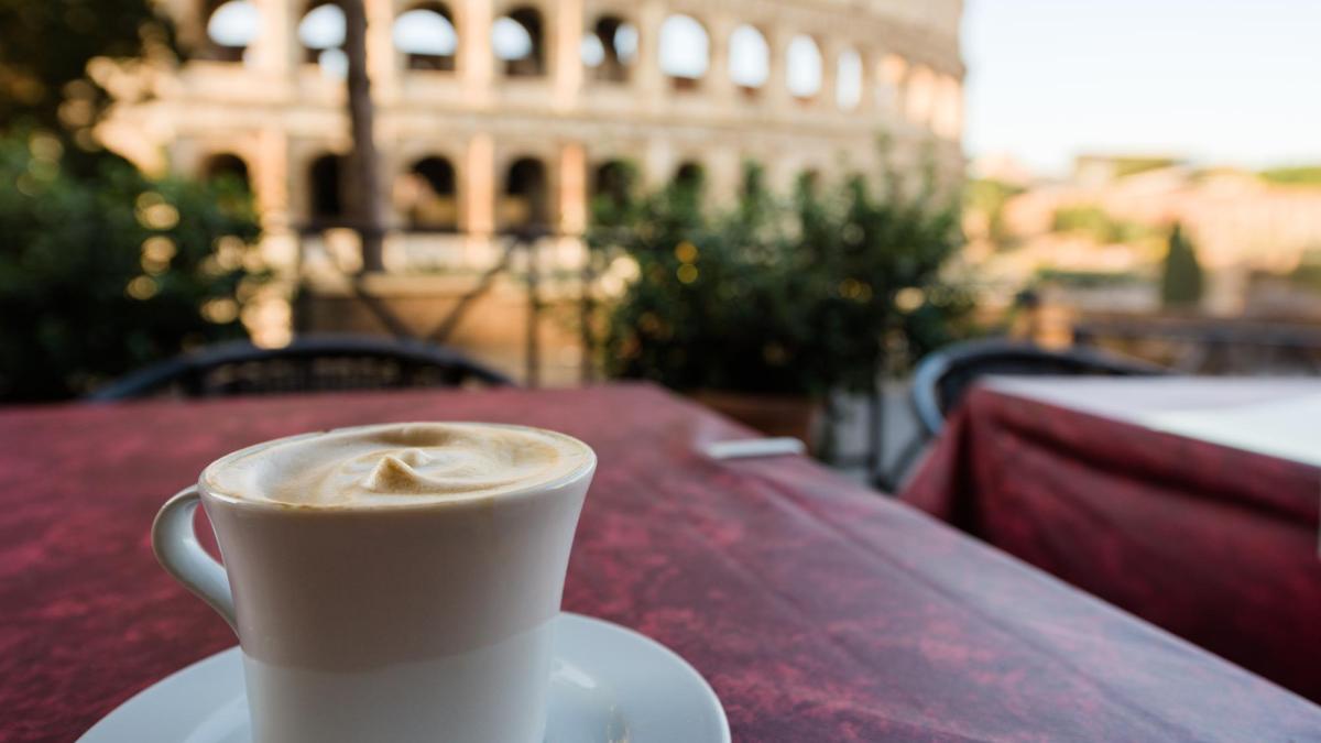 italieni-cappuccino-dupa-ora-11-00_56018400