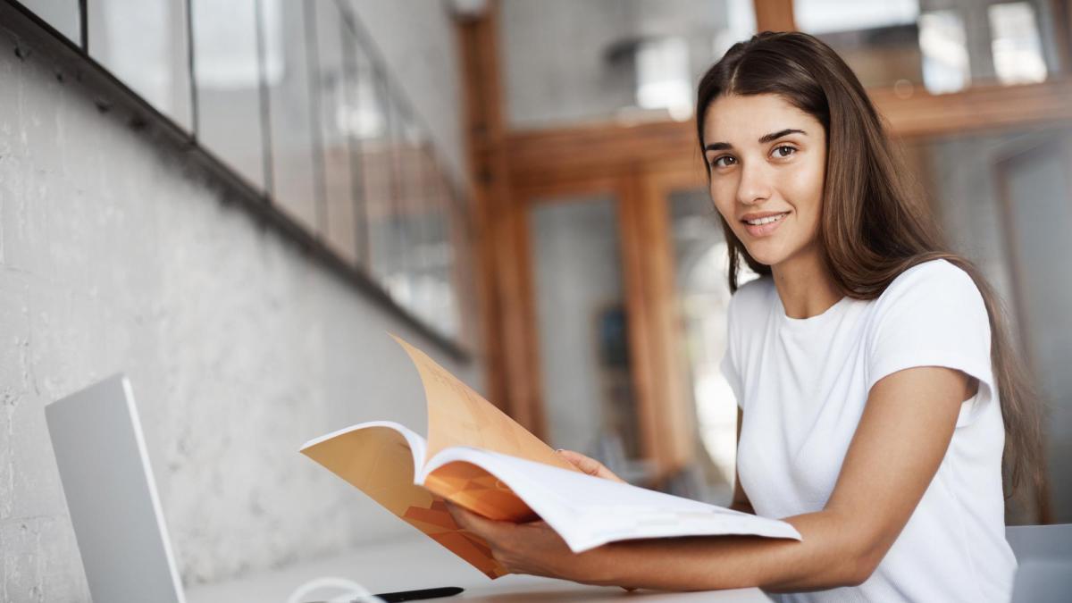 burse-studenti-romani-strainatate_28853300