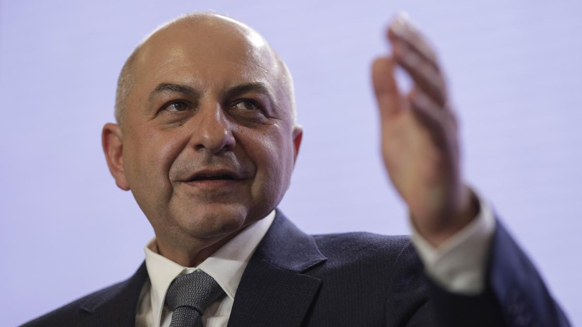 catalin-cirstoiu-medicul-candidat-la-alegerile-locale_73125800