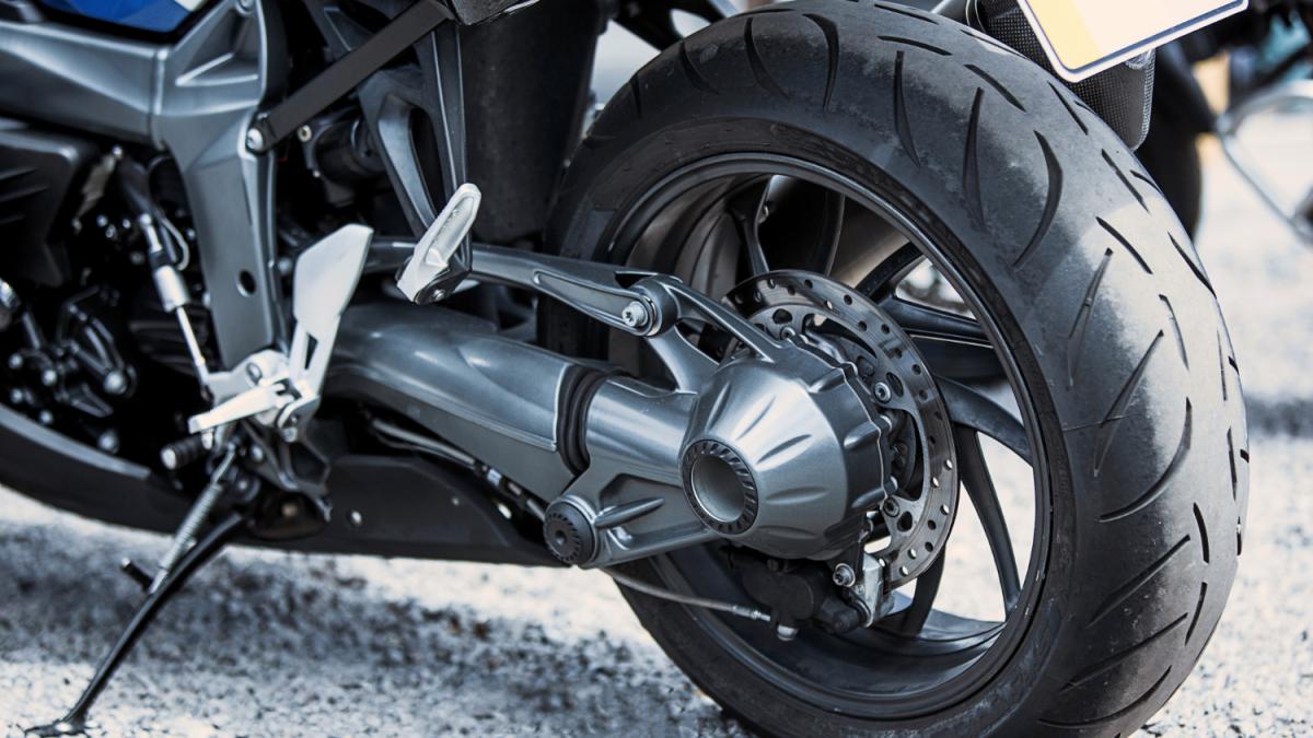 un-italian-a-primit-o-amenda-record-de-6-000-de-euro--barbatului-i-a-fost-retinuta-si-motocicleta_02064600