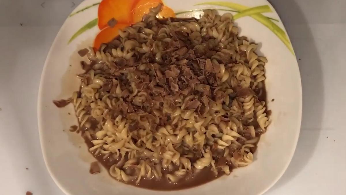 paste-cu-ciocolata_62712800