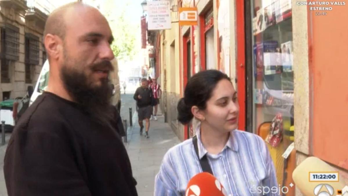 doi-romani-au-ocupat-casa-unei-batrane-din-spania-main_72822900