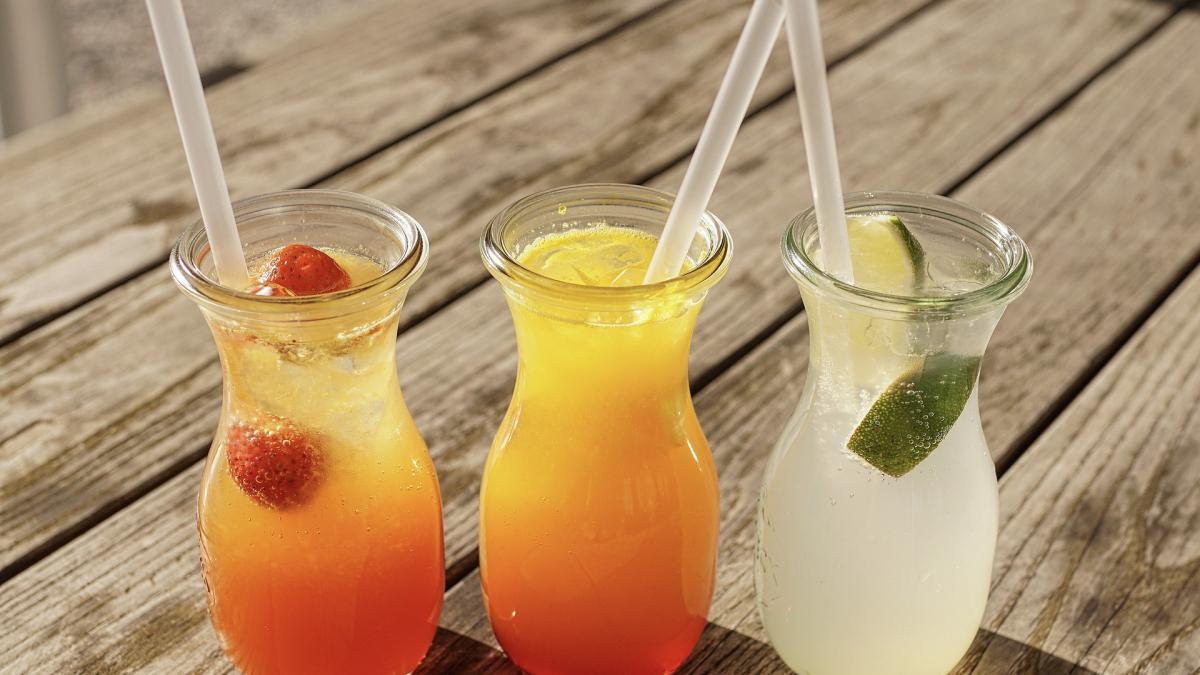 rasfatul-verii-limonada-fresh-cu-lamaie--menta-si-nectar-de-piersici_26674600