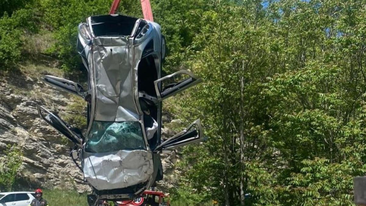 un-roman-din-italia-a-murit-in-urma-unui-accident-rutier--familia-lui-stefano--care-il-cauta-dupa-ce-a-disparut--a-gasit-trupul-neinsufletit_89966100