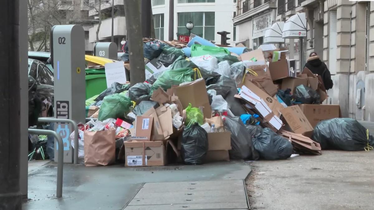 gunoieri-paris-gunoaie-paris-colectare-gunoi-greva-gunoieri_03450000