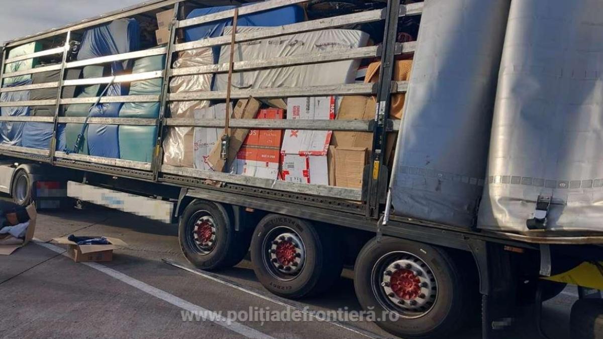 o-societate-din-franta-a-trimis-tone-de-deseuri-in-romania--camionul-nu-a-fost-lasat-sa-intre-in-tara_99972000