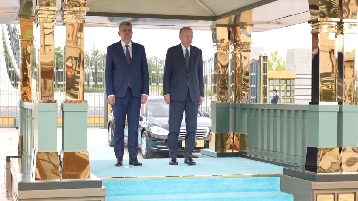 premierul-ciolacu-a-fost-primit-de-presedintele-erdogan-la-palatul-prezidential-din-ankara_55250900