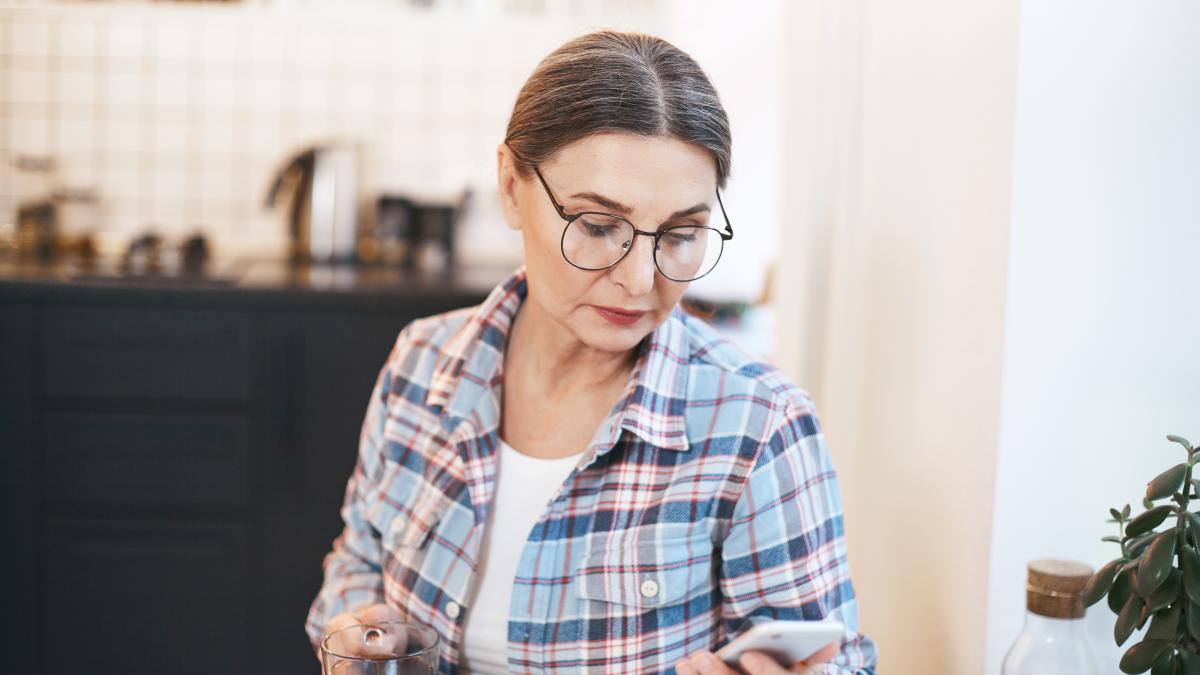 ingrijitoare-romanca-inselata-facebook_62526000