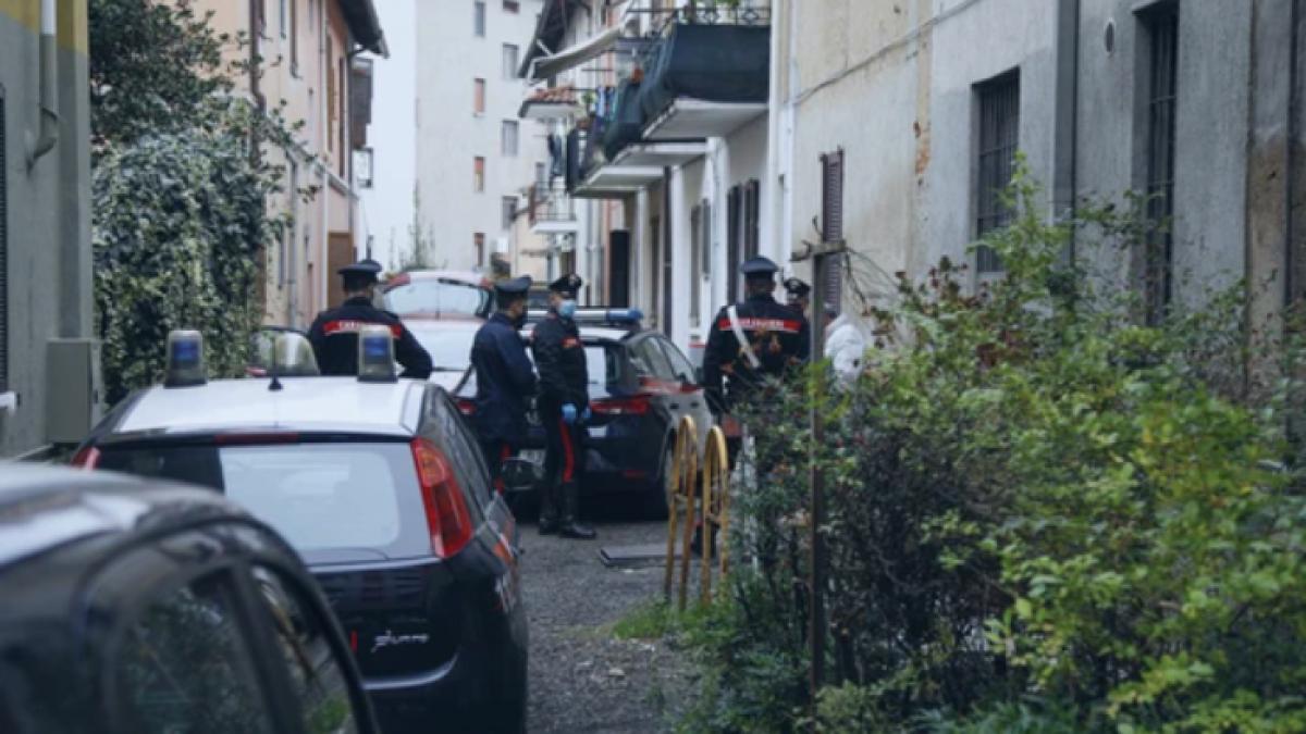 carabinieri-italia-arest--roman-imuscat