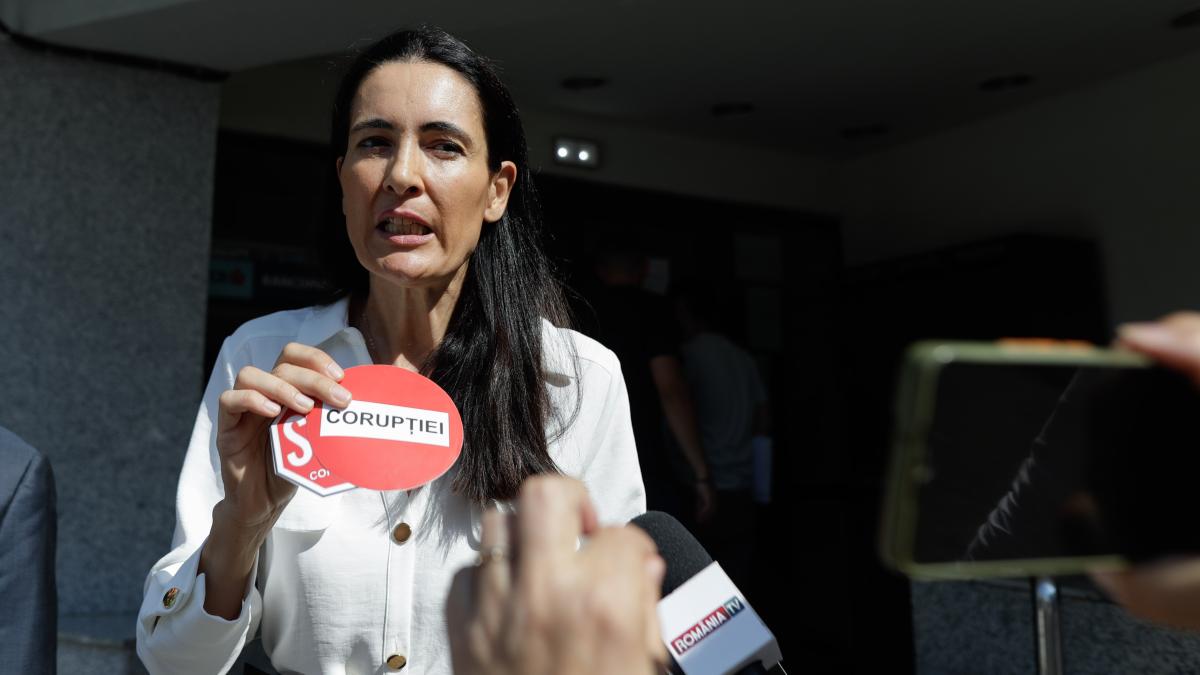 clotilde-armand-stop-coruptiei