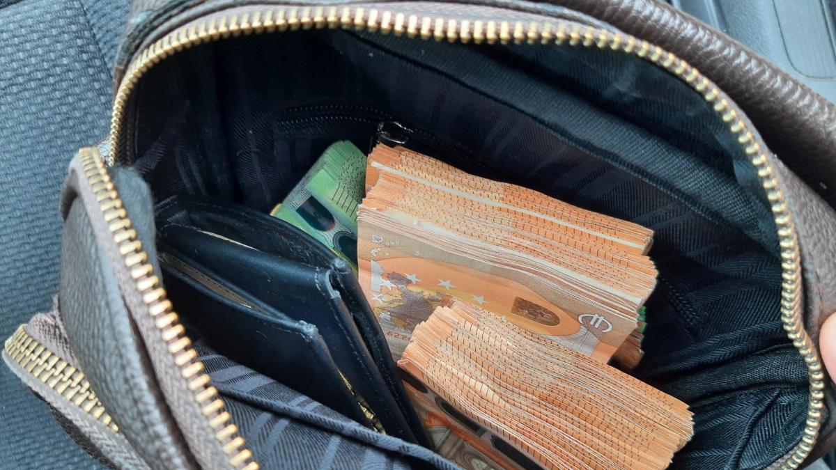 bani-masina-bani-geanta-bani-confiscati_93832000