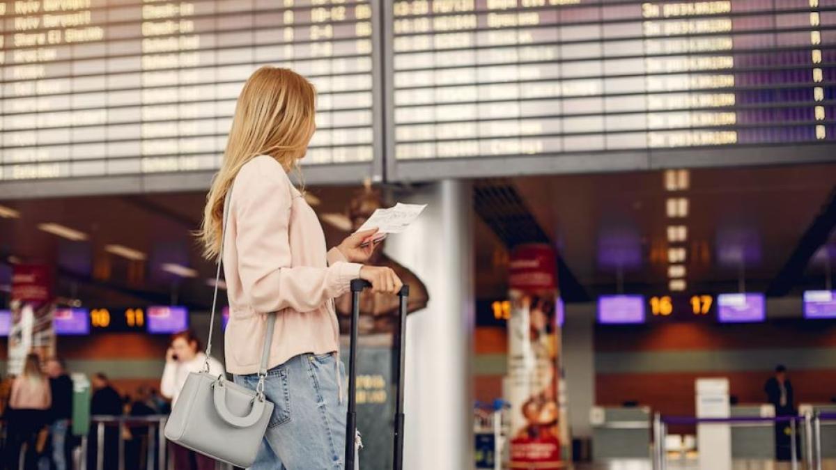 haos-si-mii-de-pasageri-afectati--intarzieri-semnificative-in-urma-unei--defectiuni-fara-precedent--pe-aeroportul-paris-orly