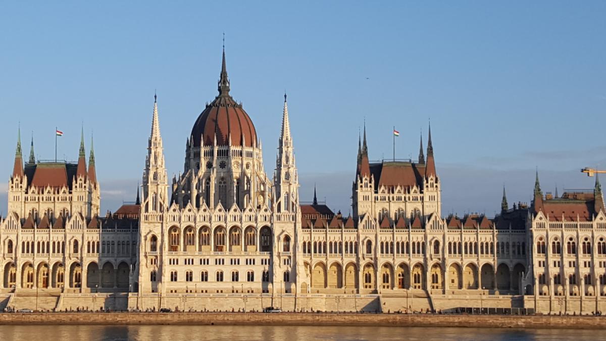parlament-ungaria-fonduri-europene