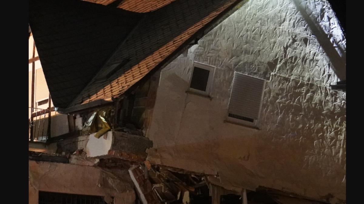 hotel-prabusit-germania-krov_56265600