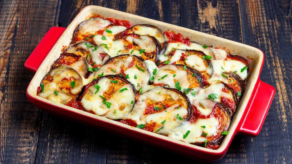 vinete-la-cuptor-umplute-cu-branza_94344700