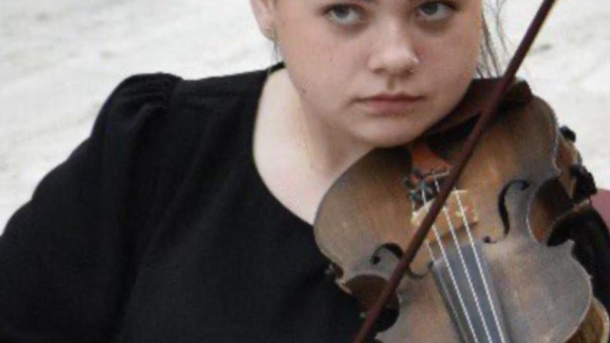 politistii-italieni-il-cauta-pe-soferul-care-a-ucis-o-tanara-romanca-si-a-fugit--maria-era-cunoscuta-pentru-talentul-sau-la-vioara_98707800