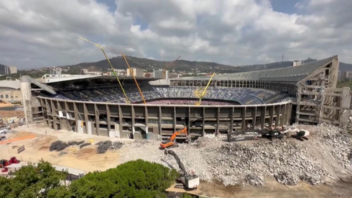 stadion-barcelona-muncitori-romani_09163800