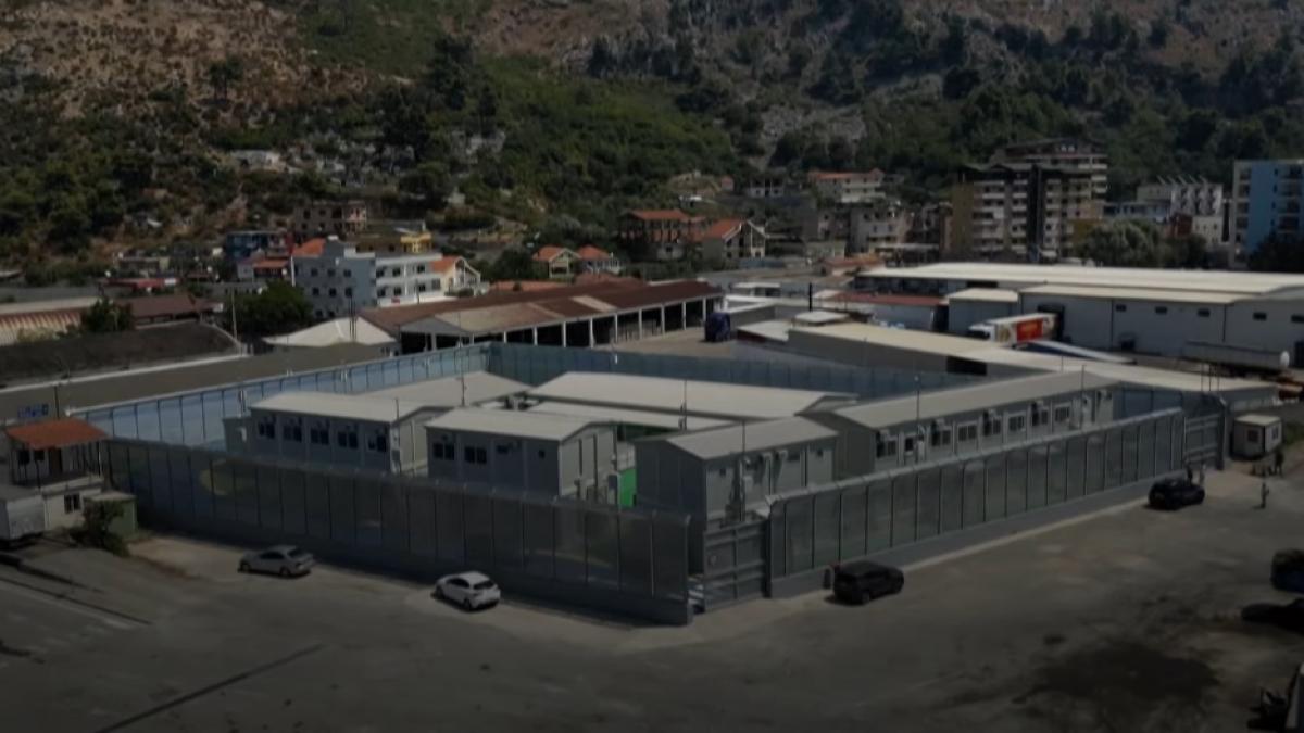 tabere-migranti-albania_65713200