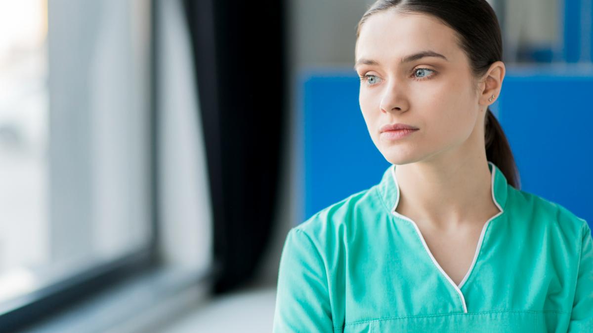 asistente-romance_22201400