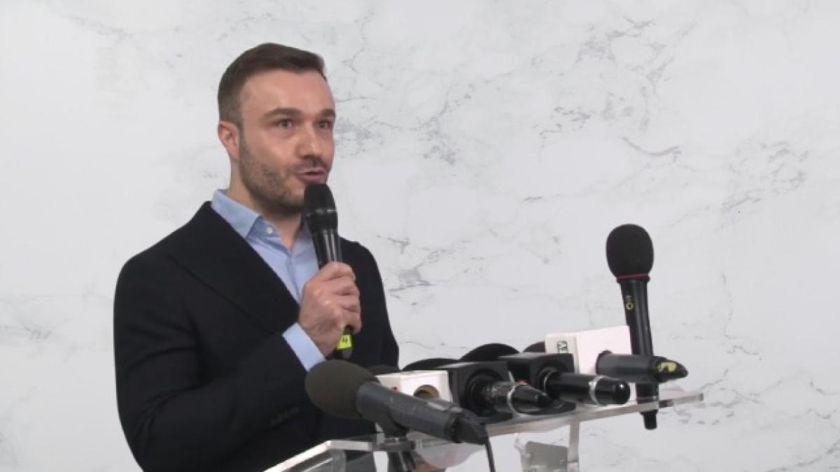 alexandru-costache-removebg-preview_78481300