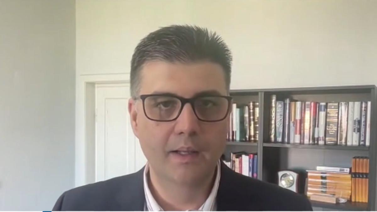 sebastian-vaduva-profesor-universitar-oradea_42337100