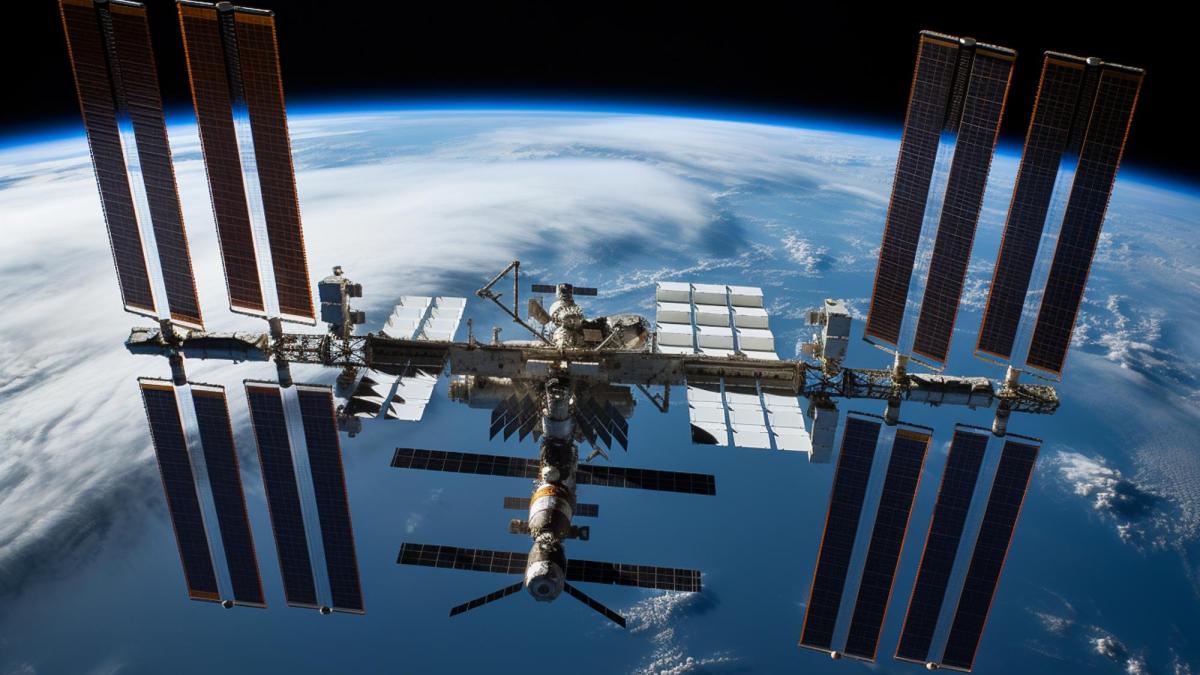 statia-spatiala-internationala---iss_28142400