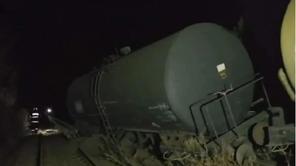 tren-benzina-mehedinti-deraiat_27862900