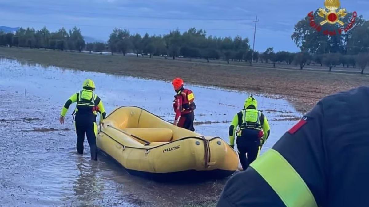 inundatii-italia-vremea-rea-italia-pompieri-italia_43988500