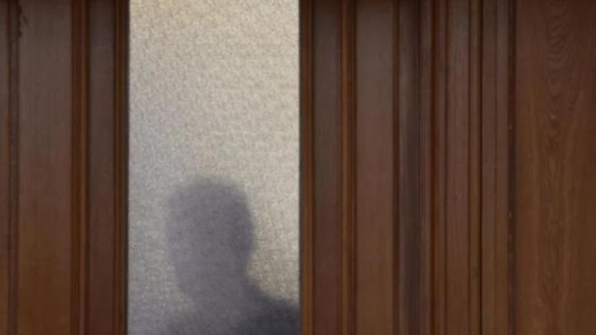 politician_86111400_26831100