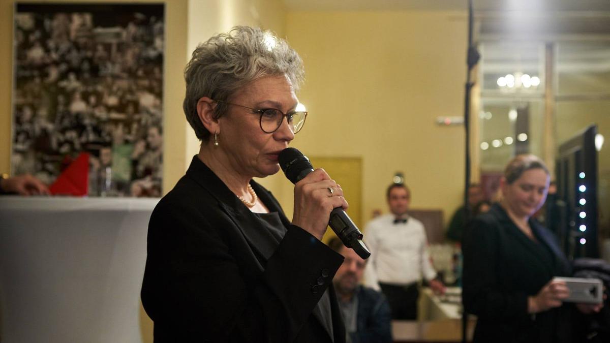 oana_pellea_poza_facebook_20_11_2019