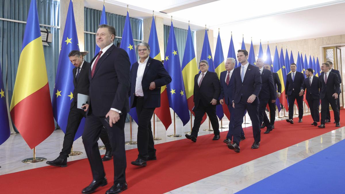 guvern-ciolacu-2-palatul-victoria-guvern-ilustrativ_98295600