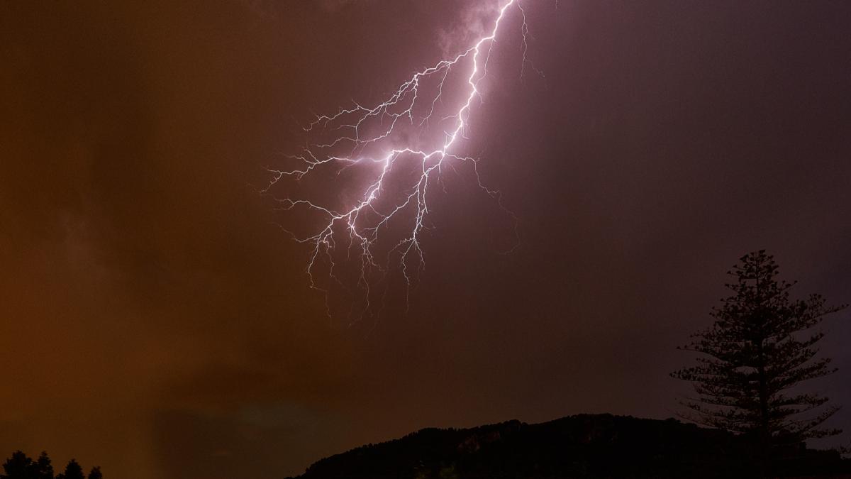 fulger-furtuna_42996900