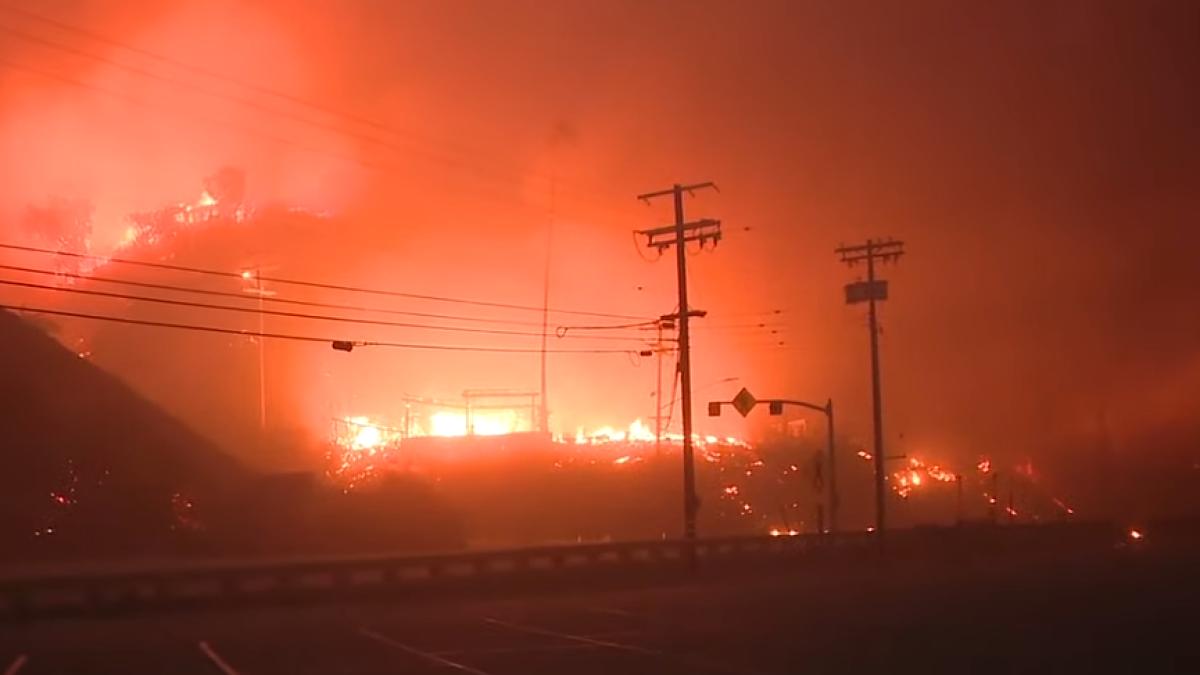 incendiu-california_88467000