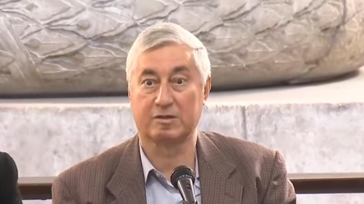 director-muzeul-de-istorie_15131800