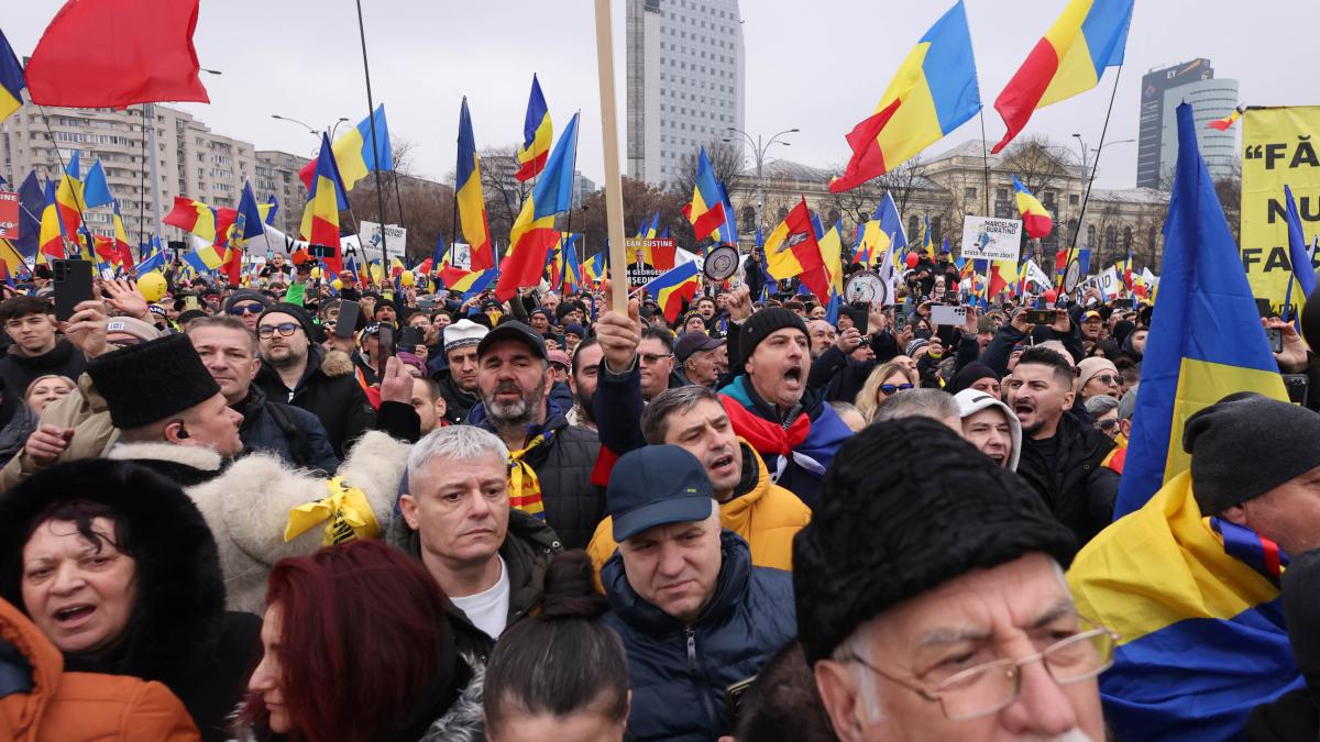 proteste-calin-georgescu-piata-victoriei_14306800