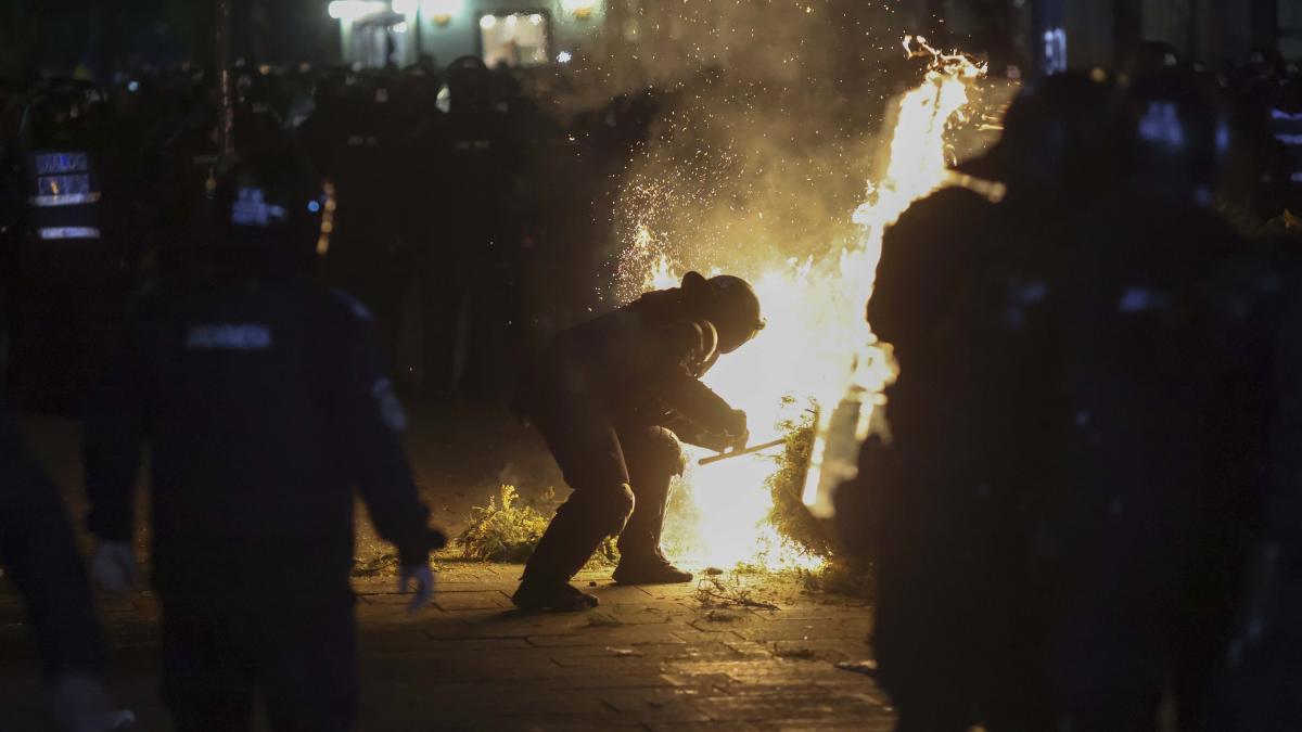 proteste-bec-calin-georgescu_79811100