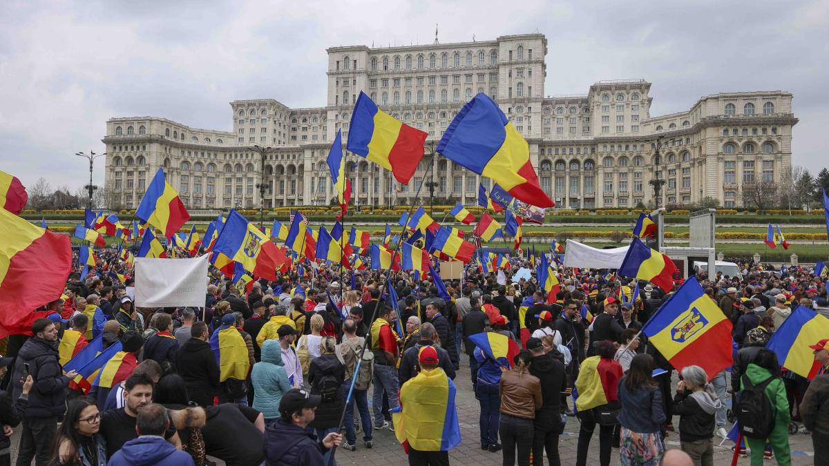 protest-piata-constitutiei_08117800